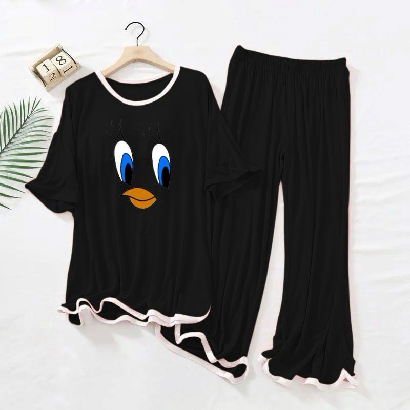 Tweety Eyes Black Printed With White Border Top & Palazzo