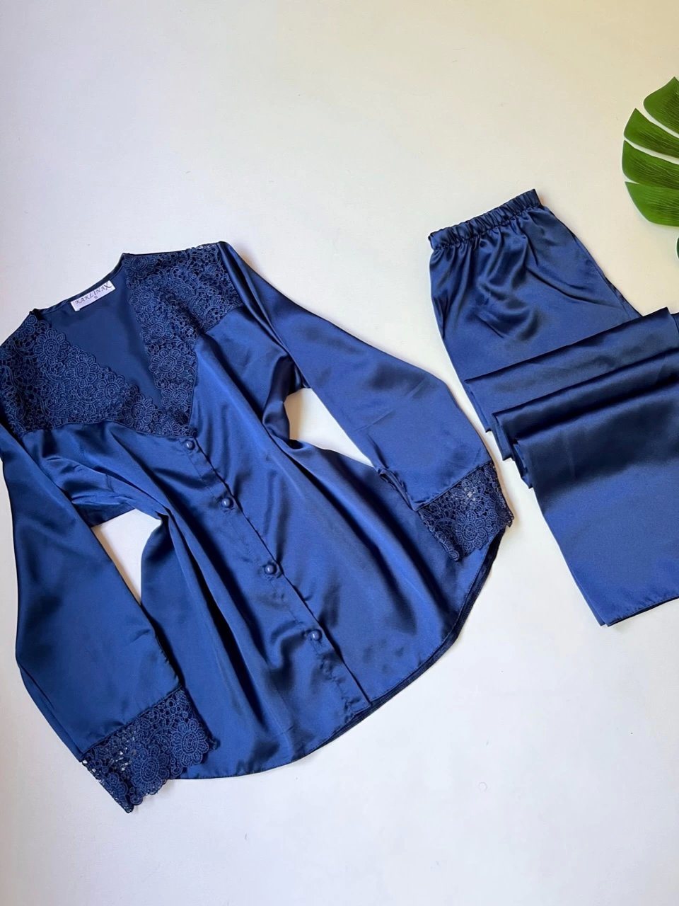 Navy Blue Guipure Detailed 6-Piece Satin Nightgown Dressing Gown Set